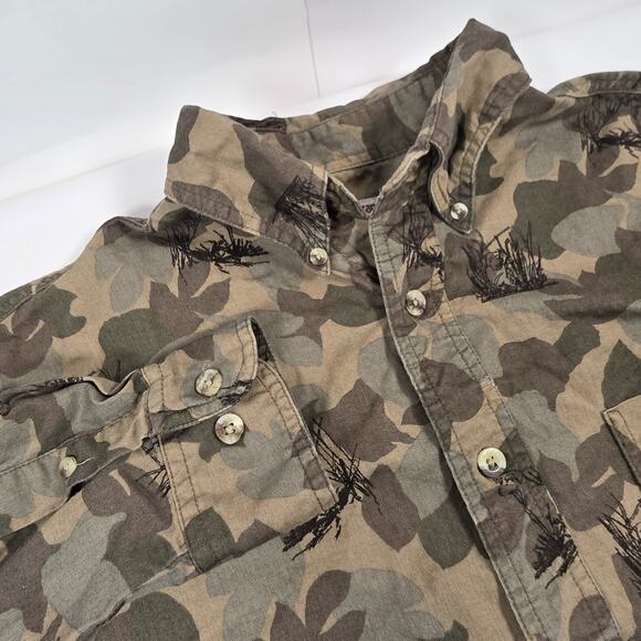 Wrangler Rugged Wear Camo Long Sleeve Button Up Shirt Size M All Over Dog Print - Picture 2 of 12